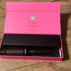Amika thermal blowout brush